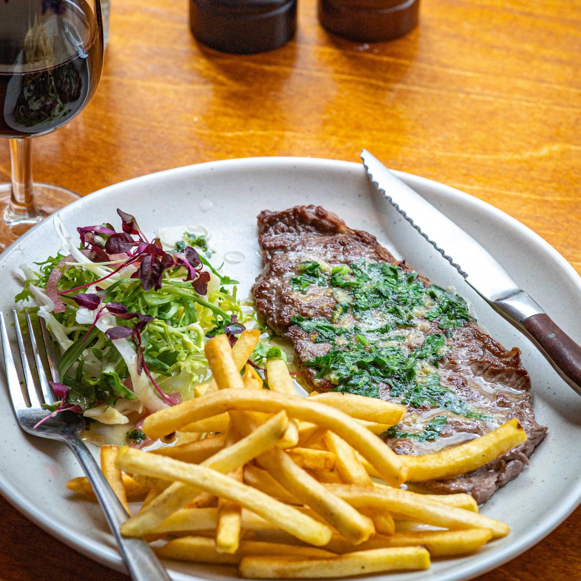Sirloin with Garlicky butter & fries