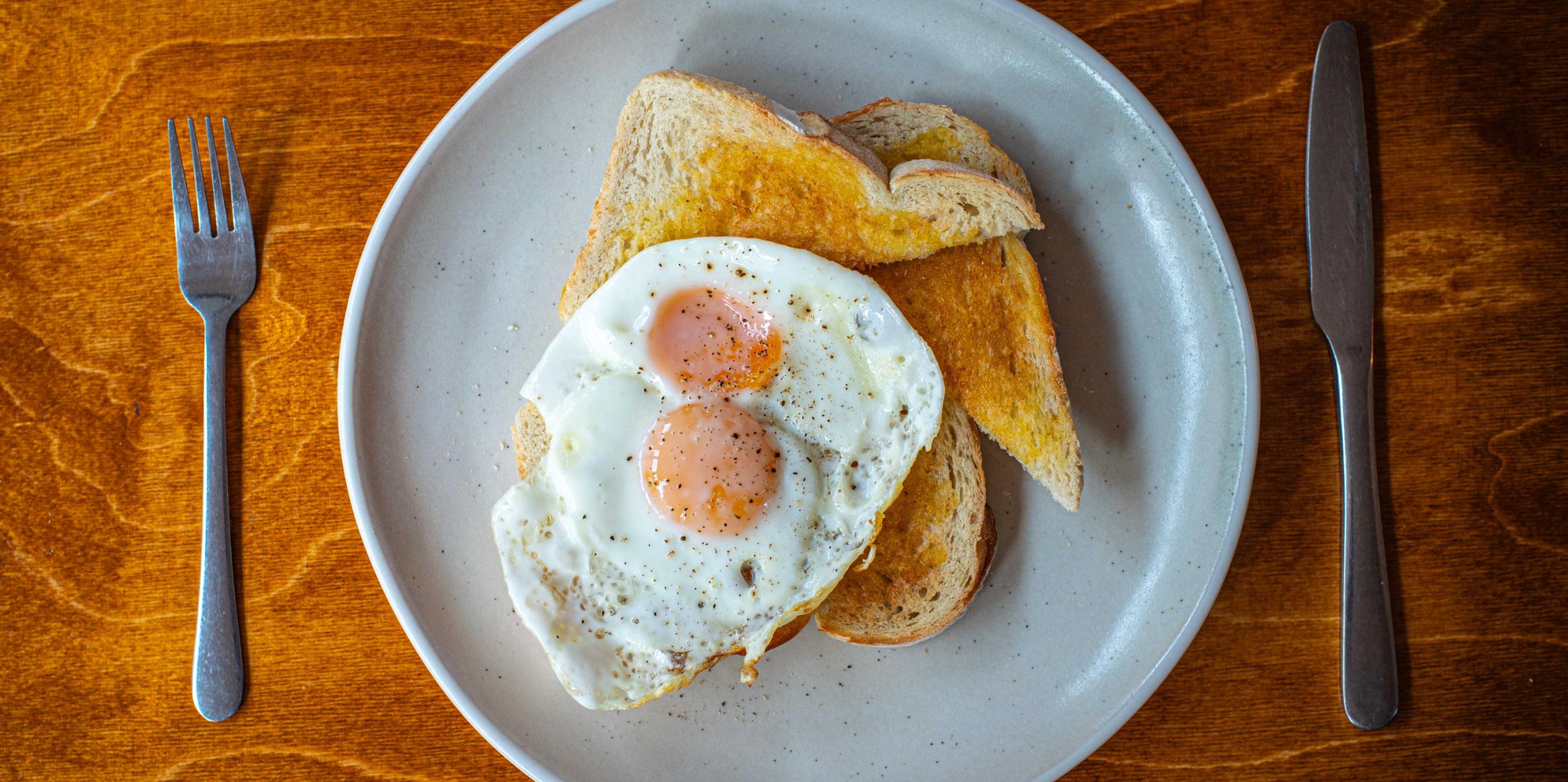 Eggs on toast